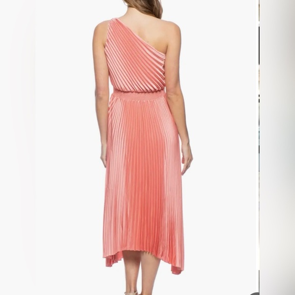 MARINA Elegant Pink One-Shoulder Dress - Picture 7 of 7